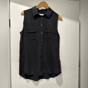Equipment tank blouse. 100% silk. Worn twice and freshly dry cleaned.